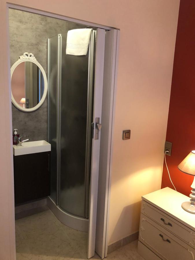 B&B Latemberg Sint-Maria-Latem ภายนอก รูปภาพ