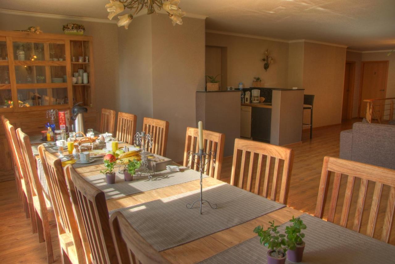 B&B Latemberg Sint-Maria-Latem ภายนอก รูปภาพ