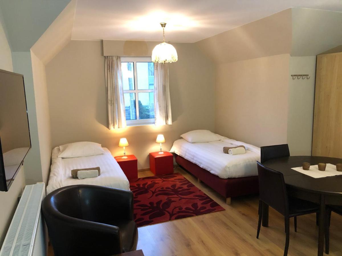 B&B Latemberg Sint-Maria-Latem ภายนอก รูปภาพ